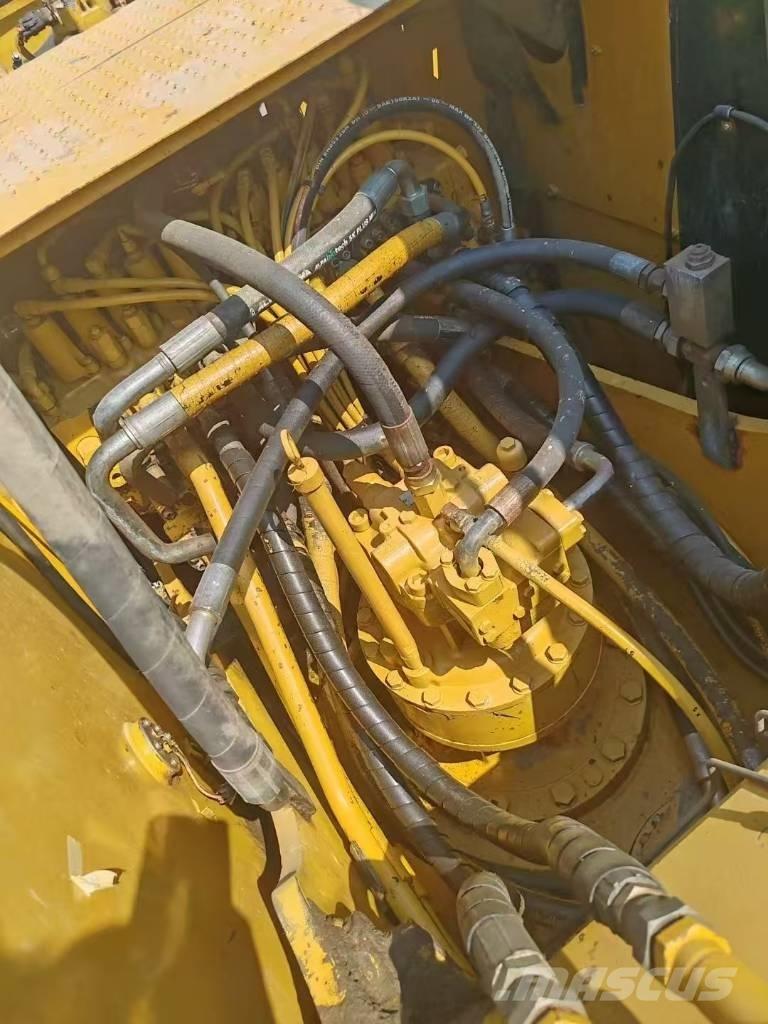 CAT 323D Excavadoras sobre orugas