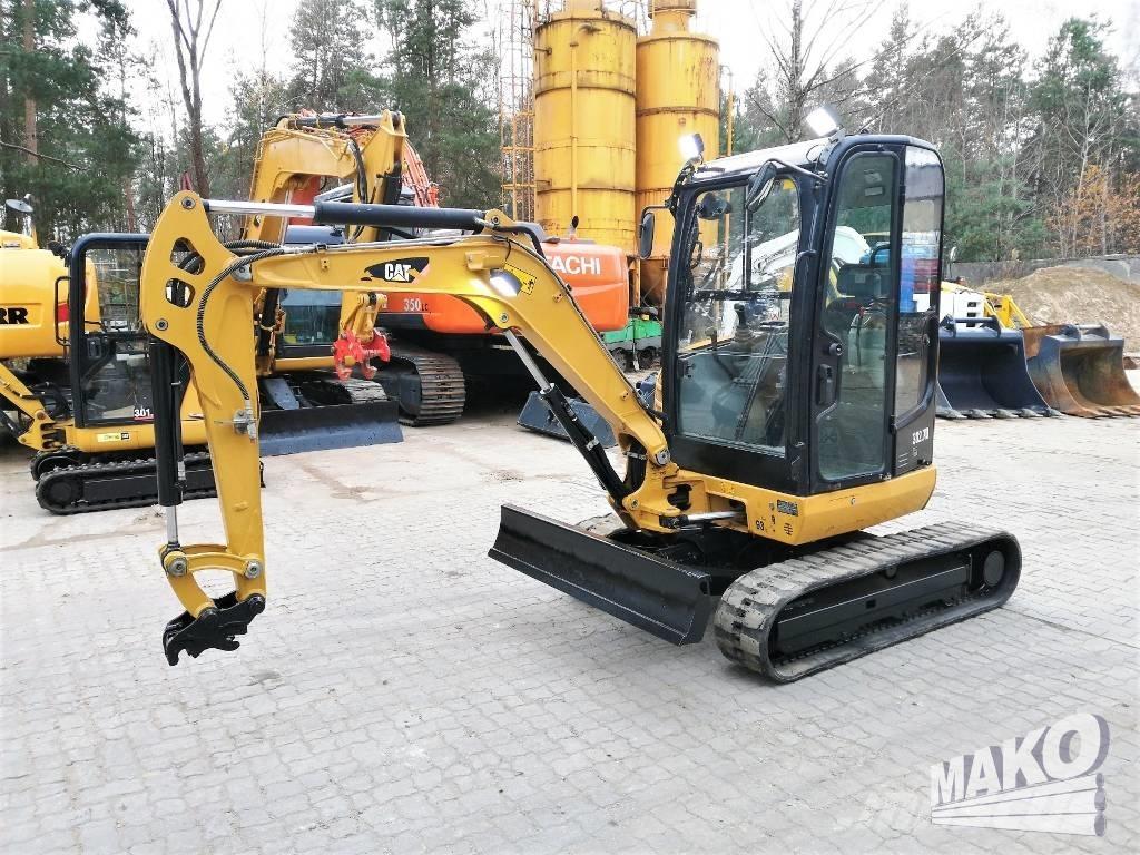 CAT 302.7 D CR Miniexcavadoras