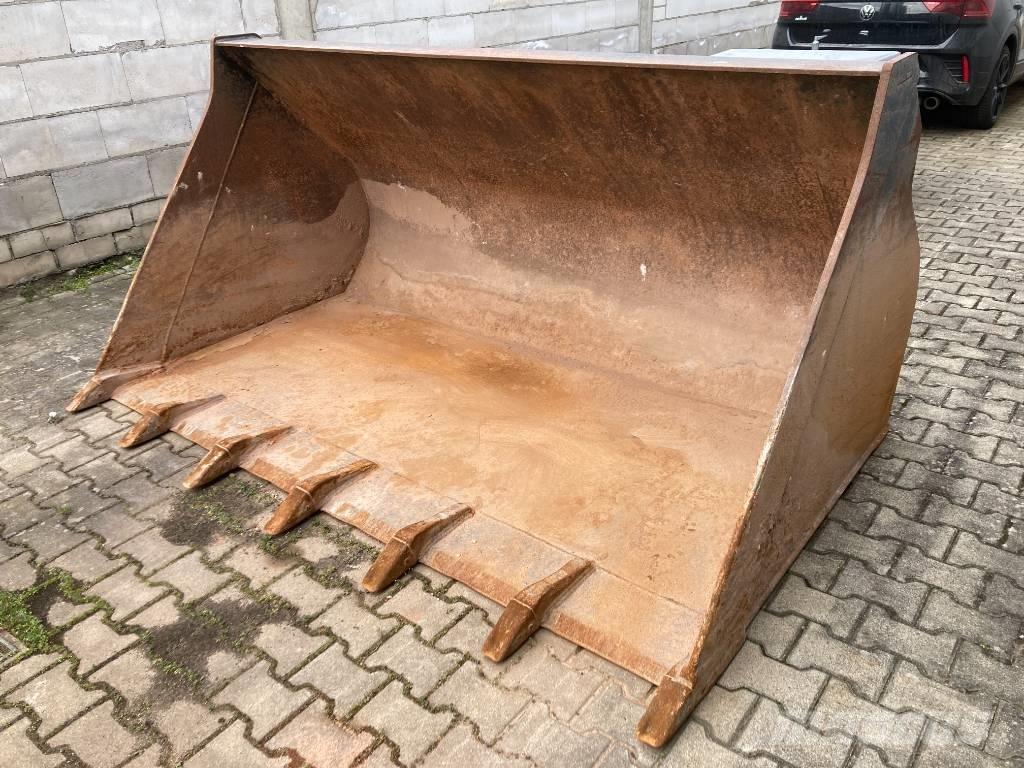 Volvo L60 / L70/ L90 Cucharones