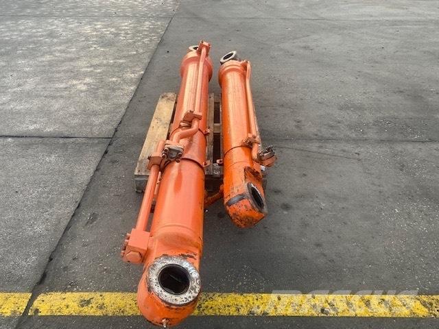 Fiat-Hitachi FH 450 Hidráulicos