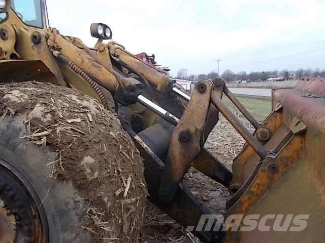 CAT 988 87A 05499 Otros