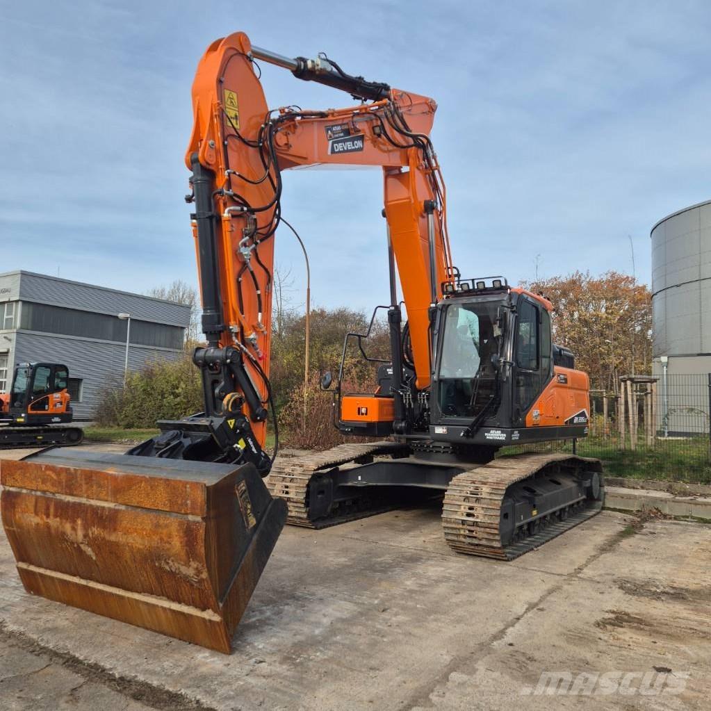 Doosan DX235LC-7 Excavadoras sobre orugas