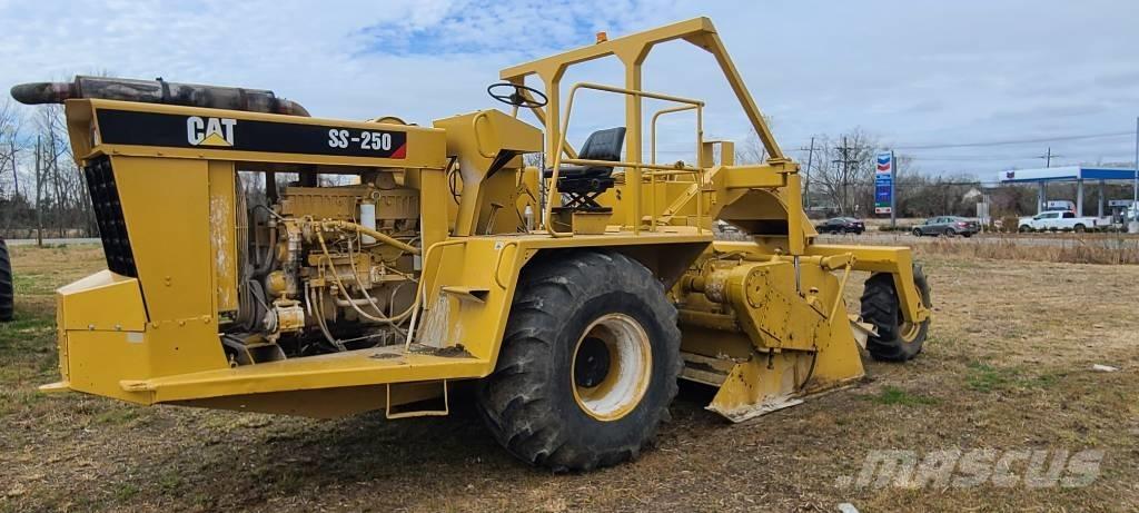 CAT SS 250 B Compactadoras de suelo