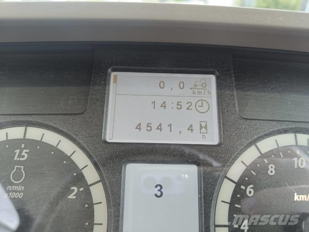 John Deere 6195 M Tractores