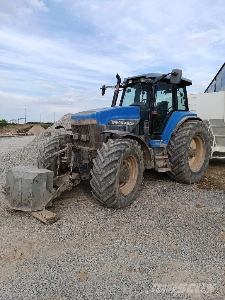 New Holland 8870 A Tractores