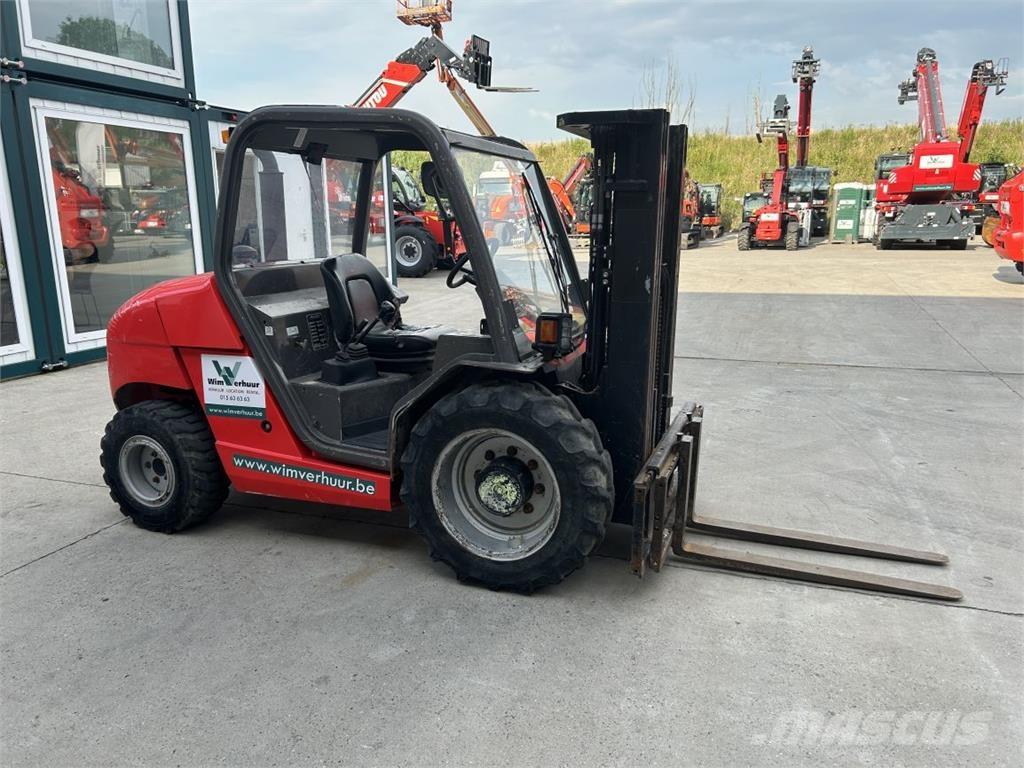 Manitou MH25-4 Montacargas todo terreno