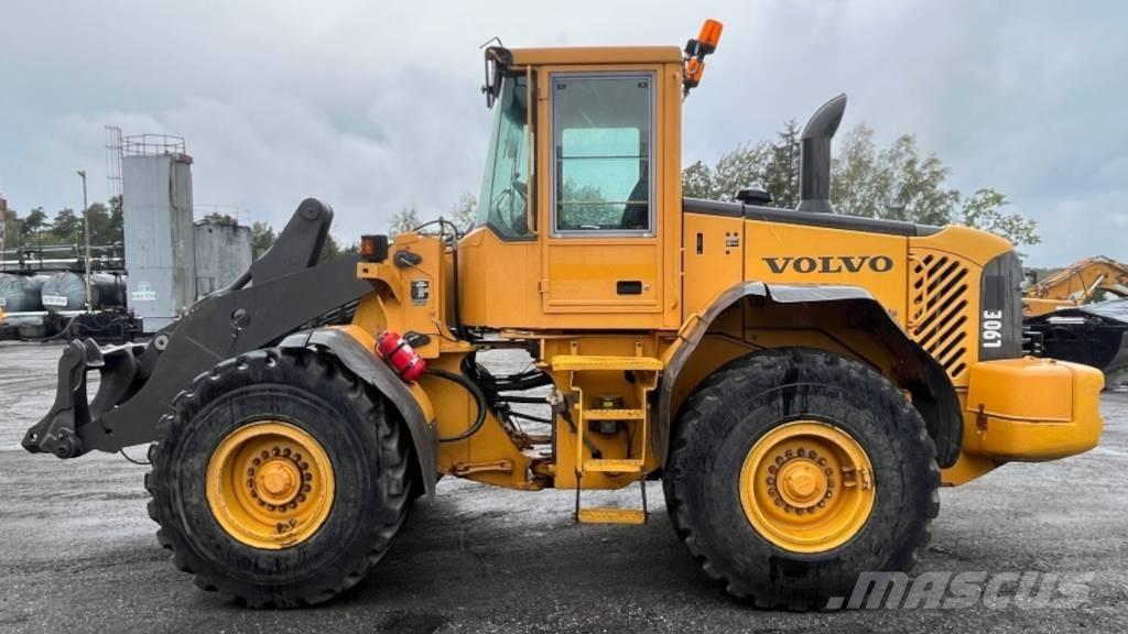 Volvo L 90 E Cargadoras sobre ruedas