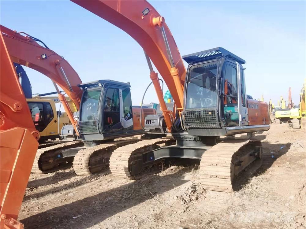 Hitachi ZX210 Excavadoras sobre orugas