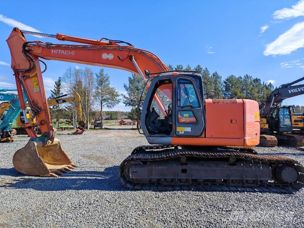 Hitachi ZX 225 US Excavadoras sobre orugas