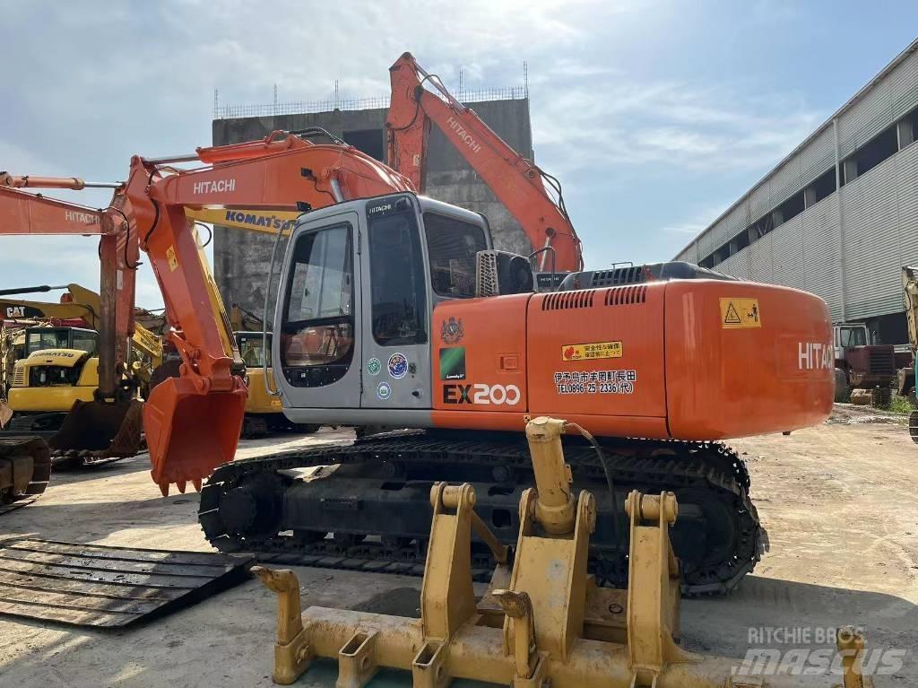 Hitachi EX 200 Excavadoras sobre orugas