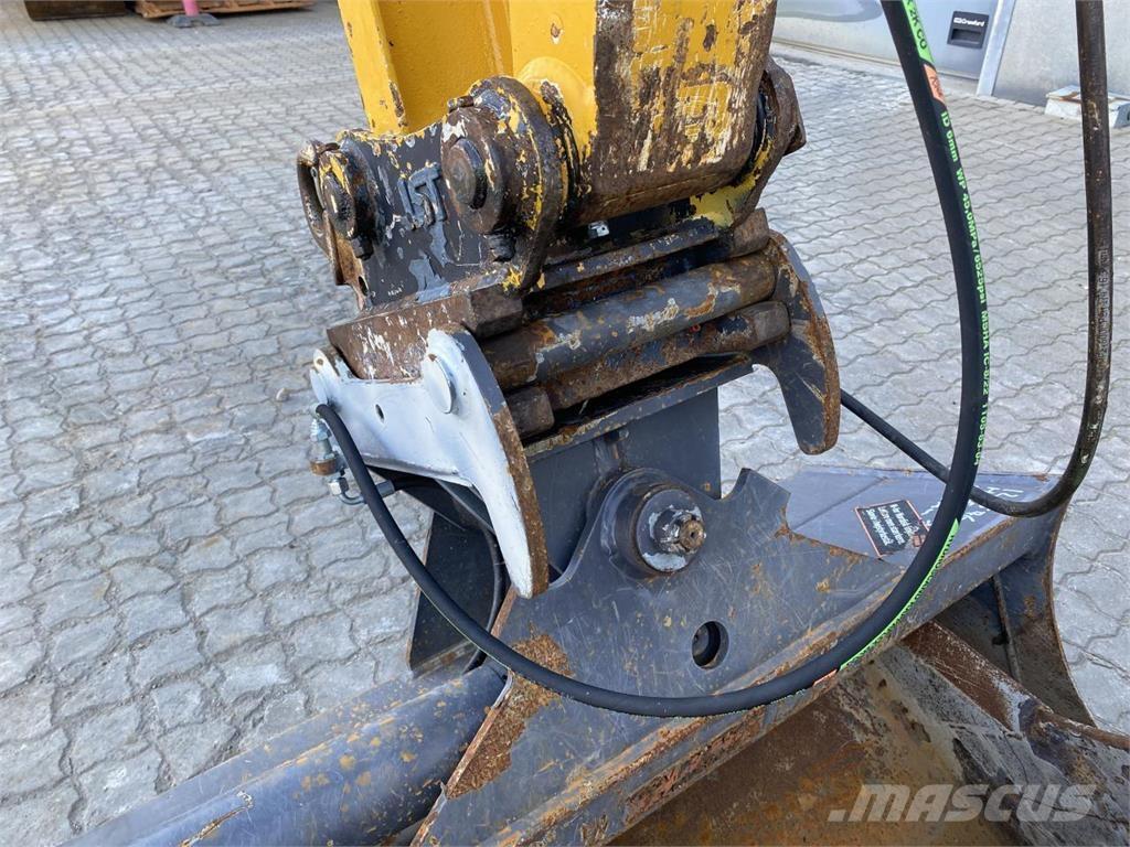 Yanmar VIO50-6 Excavadoras de ruedas