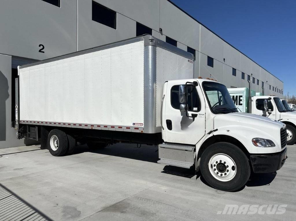 Freightliner M2 Camiones con caja de remolque