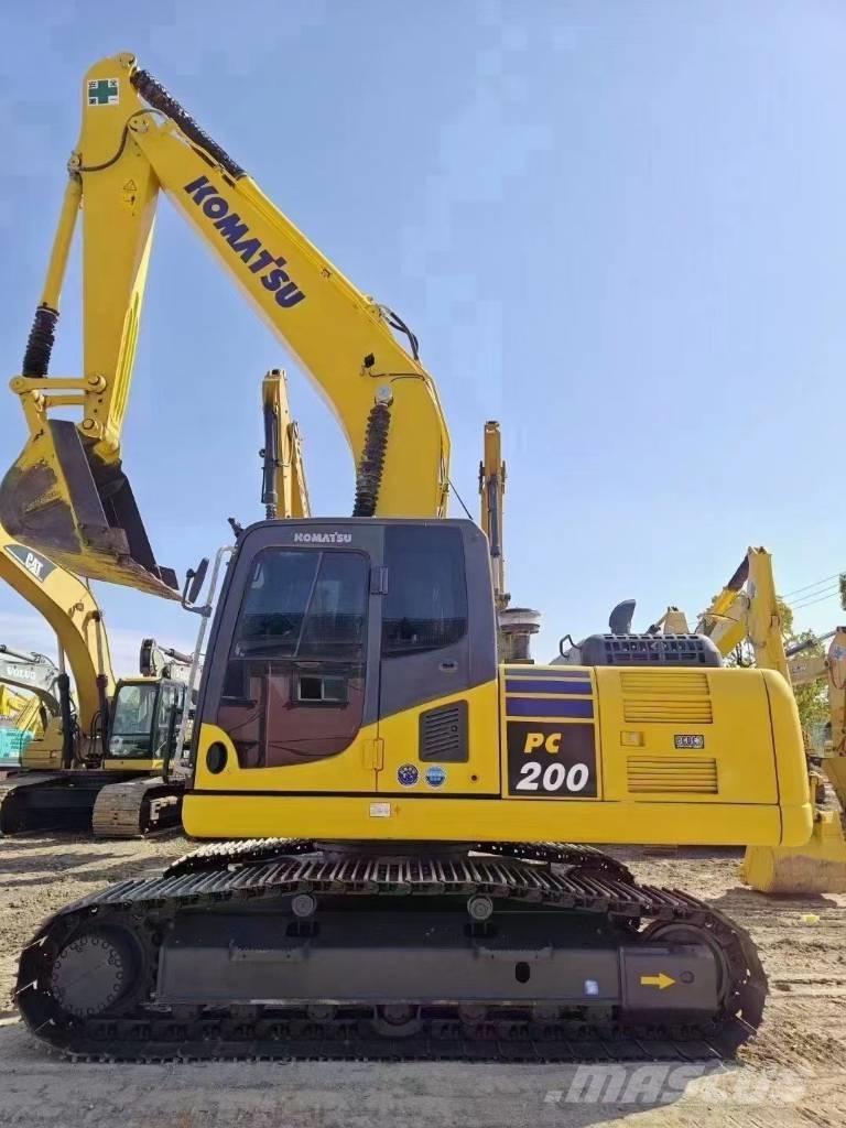 Komatsu PC 200-8 Excavadoras sobre orugas