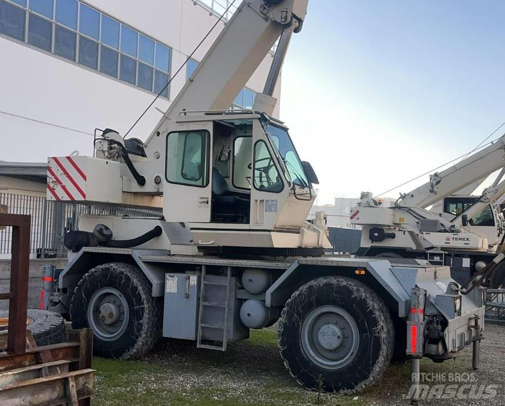 Terex A 300 Grúas autopropulsadas