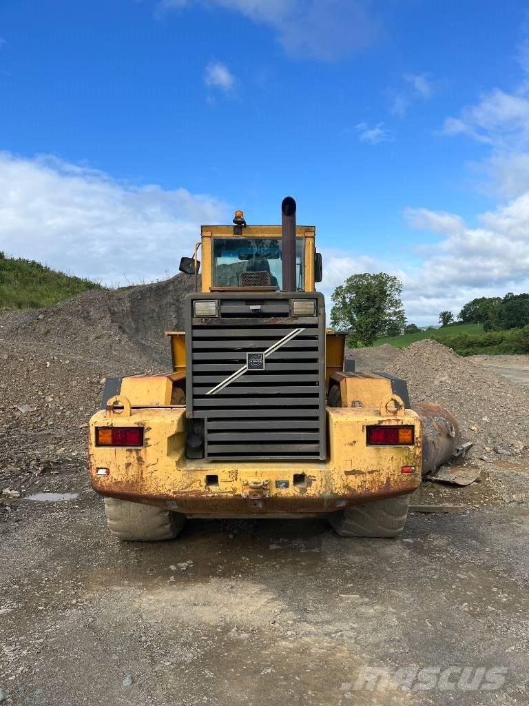 Volvo L 180 C Cargadoras sobre ruedas