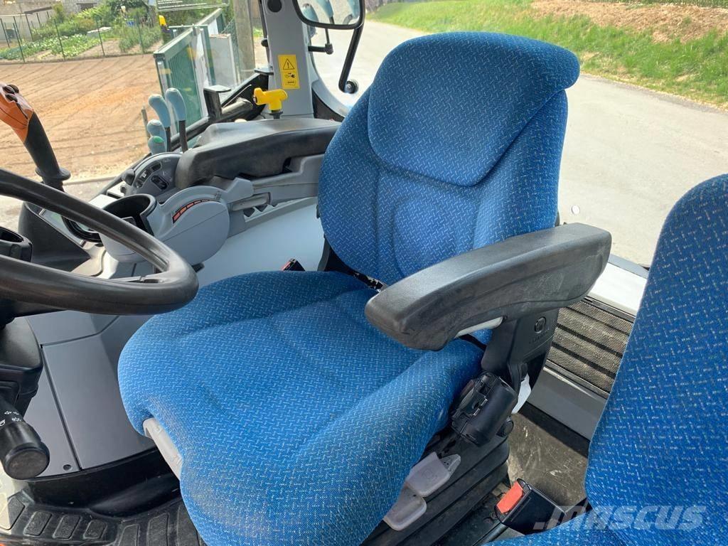 New Holland T 7.210 Tractores