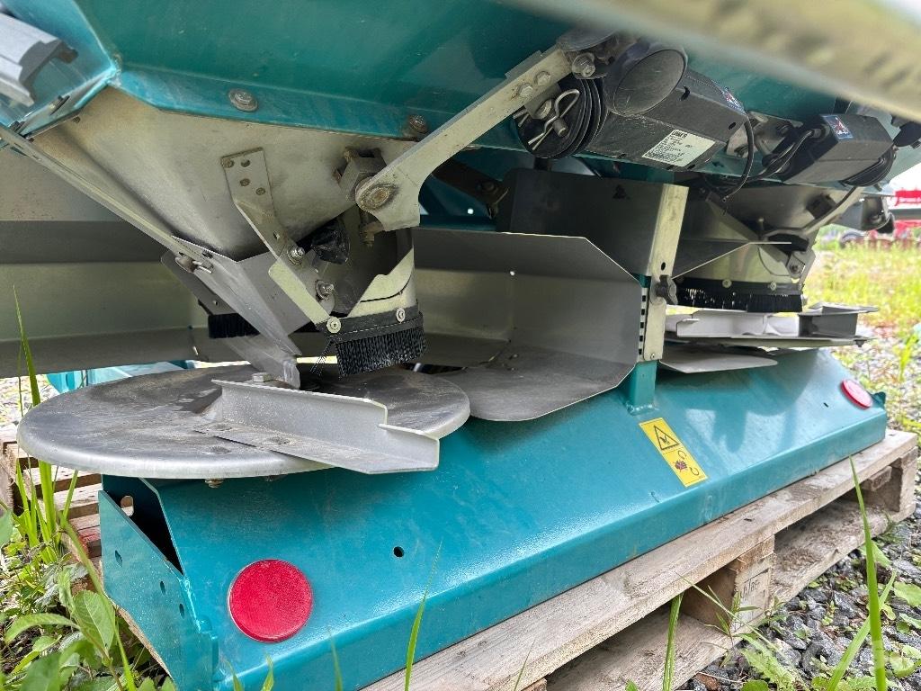 Sulky DX 30+ Esparcidoras de minerales