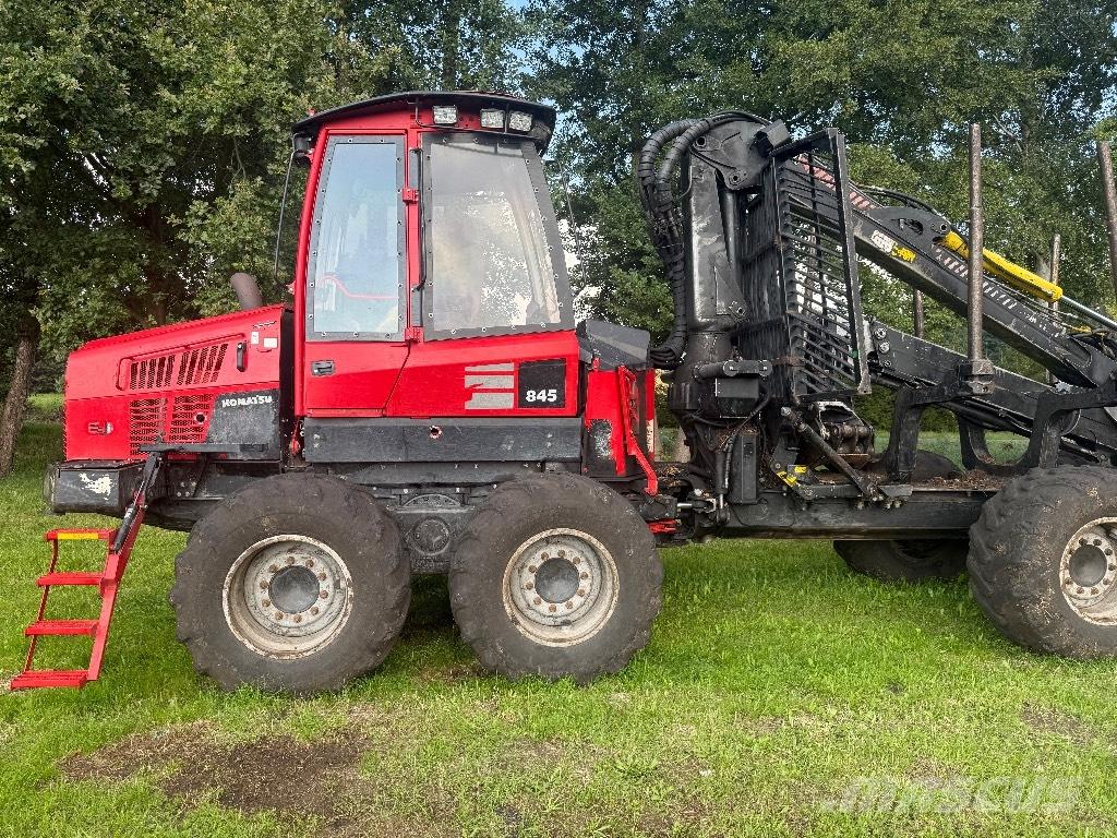 Komatsu 845 Transportadoras