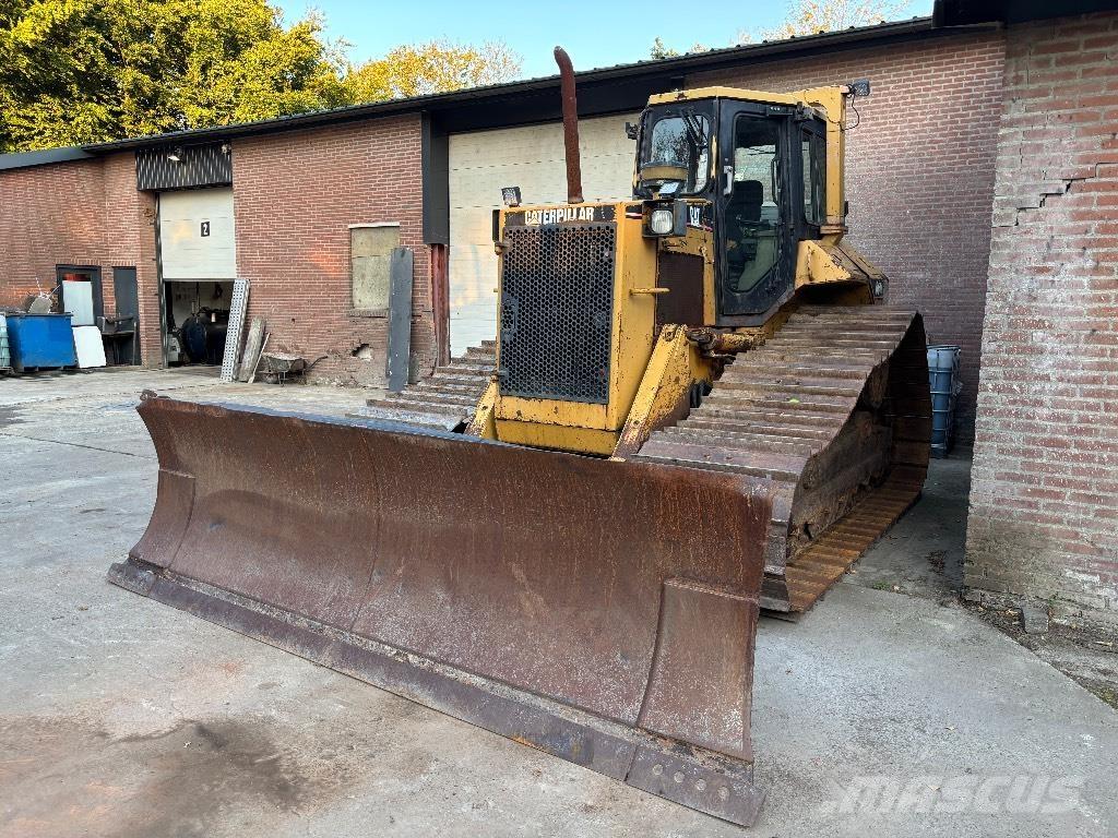 CAT D 6 M LGP Buldozer sobre oruga