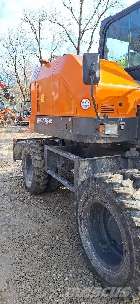 Doosan DX 100 W-7 Excavadoras de ruedas