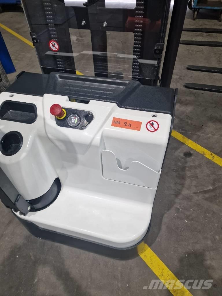 Bobcat BSL 16 N-7 Montacargas manual