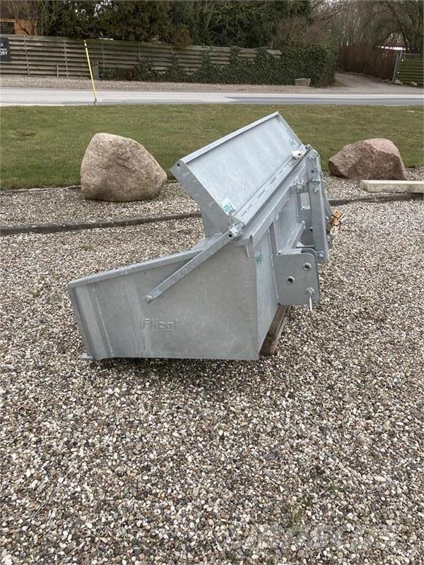 Fliegl 1,2 - 2,2 meter Otros accesorios para tractores