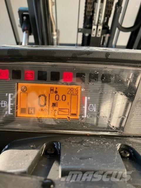 Mitsubishi FD25N3 Camiones diesel