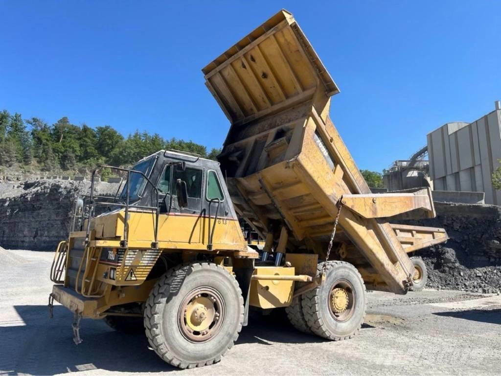 CAT 769 D Camiones de volteo rigidos