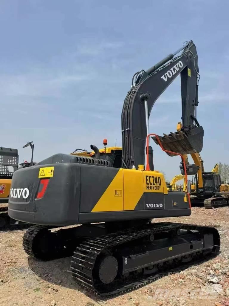 Volvo EC 240 Excavadoras sobre orugas