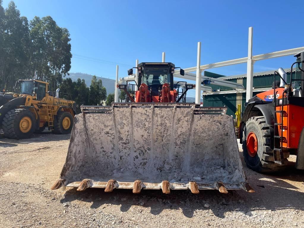 Hitachi ZW 550 - 6 Cargadoras sobre ruedas