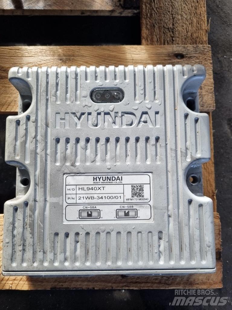 Hyundai HL 940 Componentes electrónicos