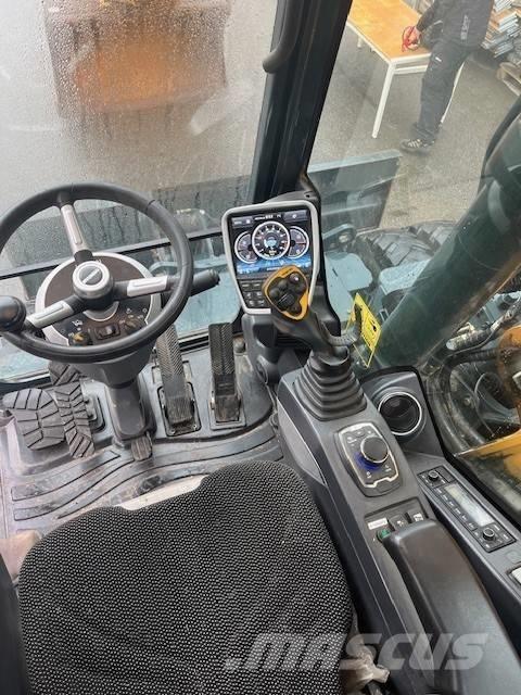 Hyundai HW160 Excavadoras de ruedas