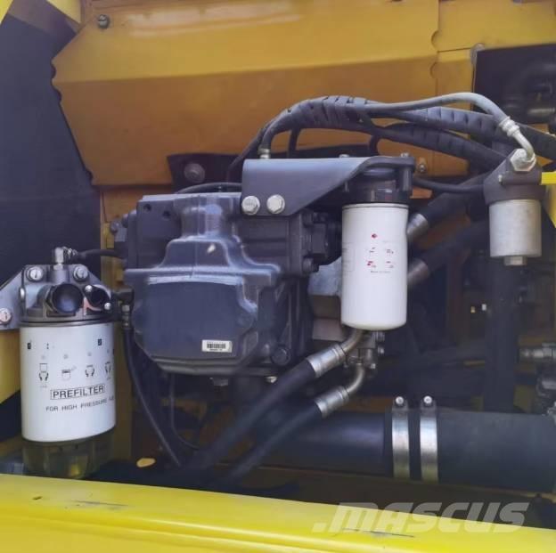 Komatsu PC220-8 Excavadoras sobre orugas