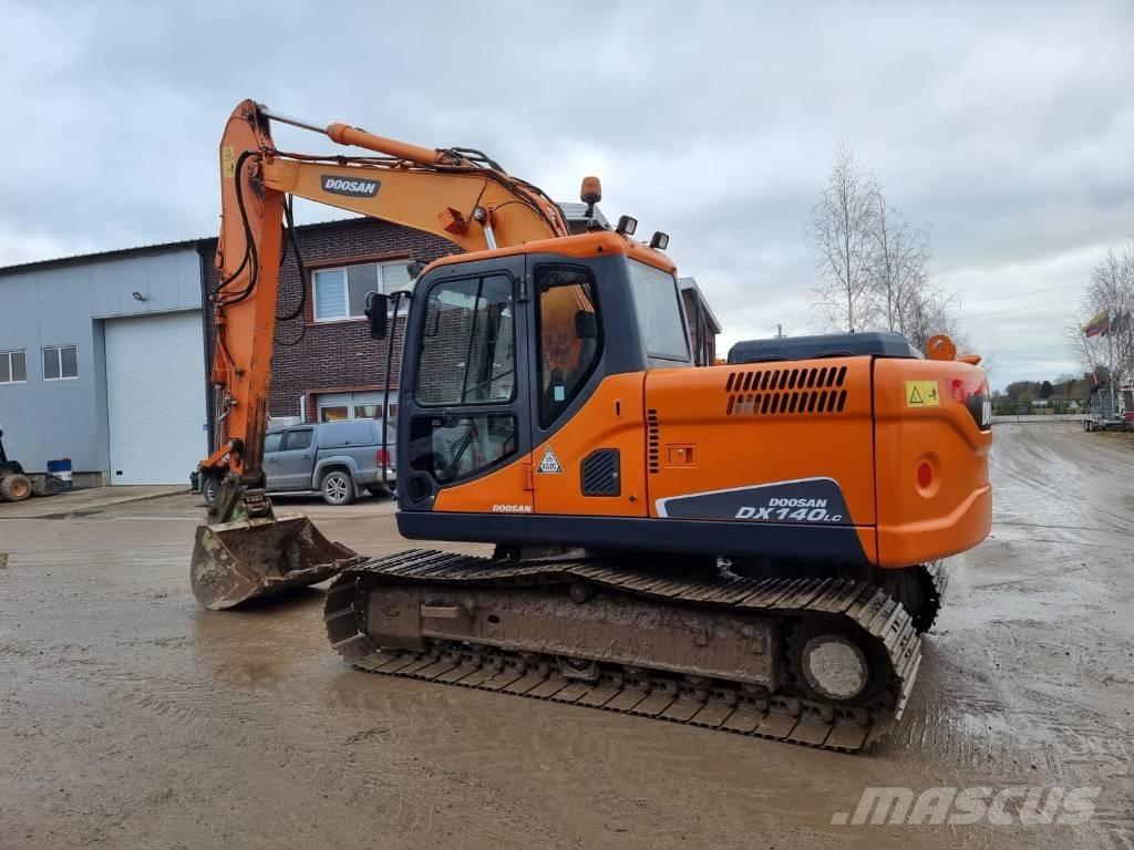Doosan DX 140 LC Excavadoras sobre orugas