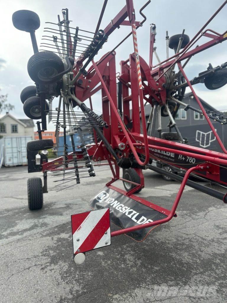 Kongskilde R+760 Rastrilladoras y rastrilladoras giratorias