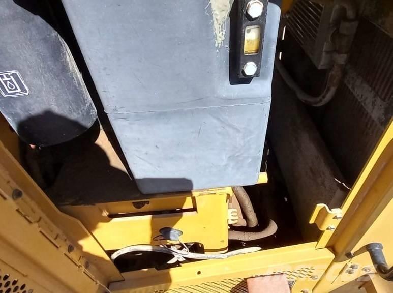 CAT 14 M Niveladoras