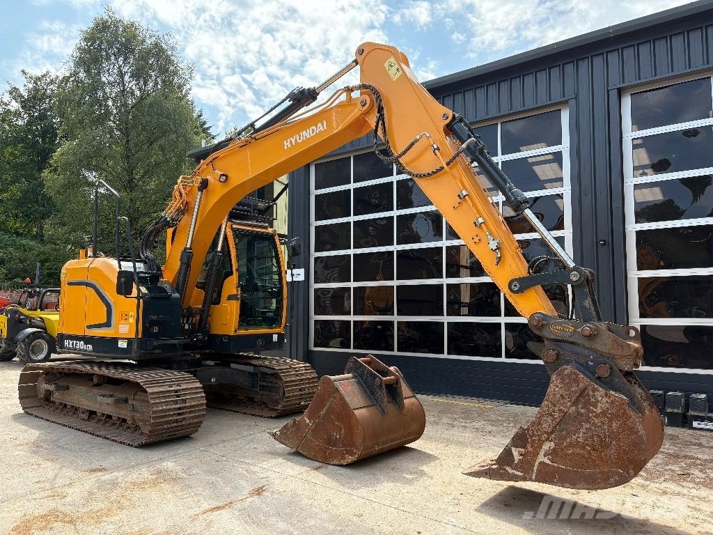 Hyundai HX 130 Excavadoras sobre orugas