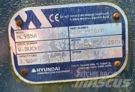 Hyundai HL955A Cucharones