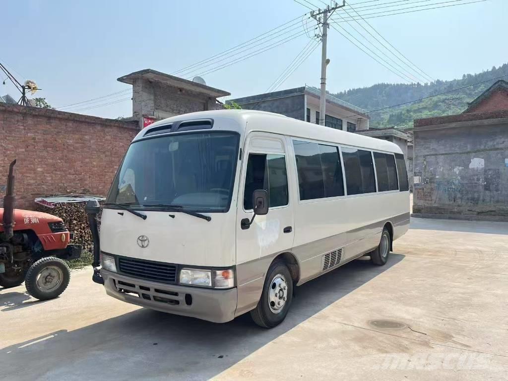 Toyota Coaster Autobuses interurbano