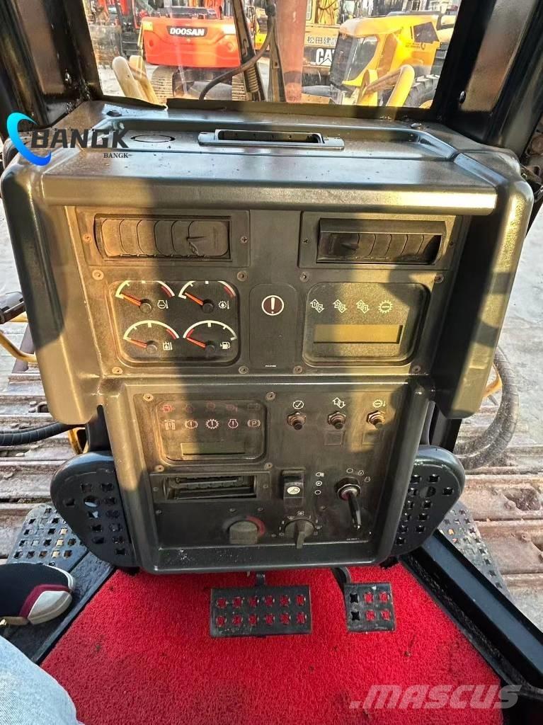 CAT D 6 N Buldozer sobre oruga