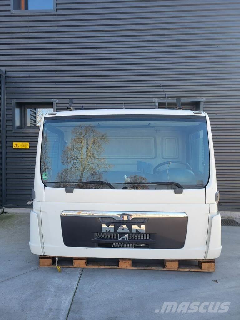 MAN TGM - Day cab Cabinas