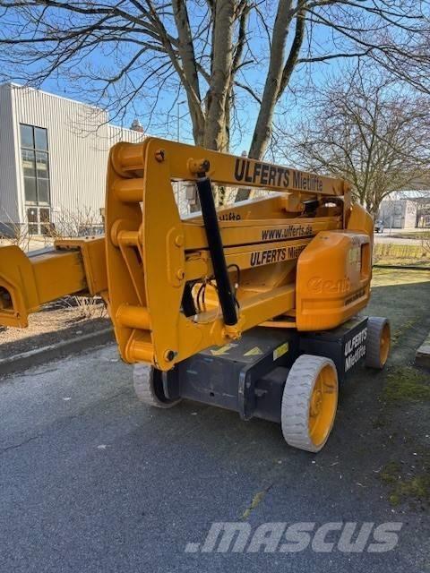 Genie Z 40/23 N RJ Plataformas con brazo de elevación manual