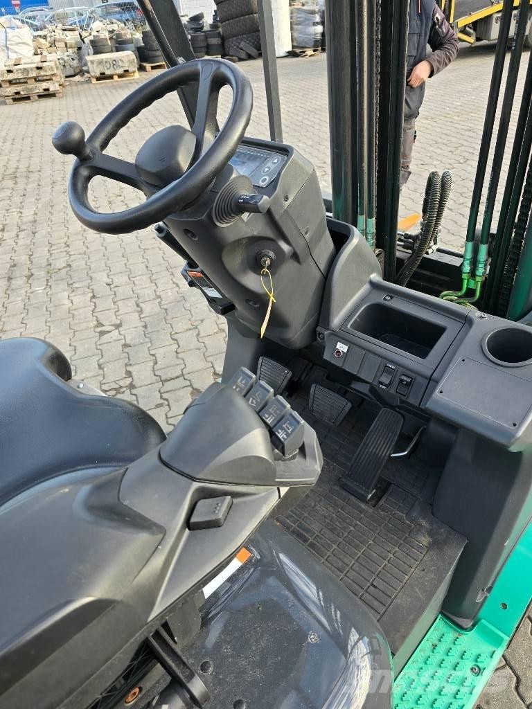 Mitsubishi FG 15 NT Camiones LPG