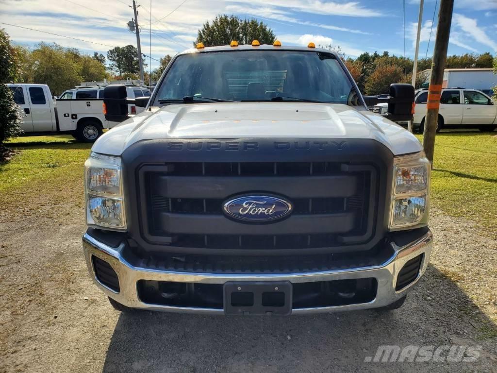 Ford F 350 XL SD Camiones de cama baja