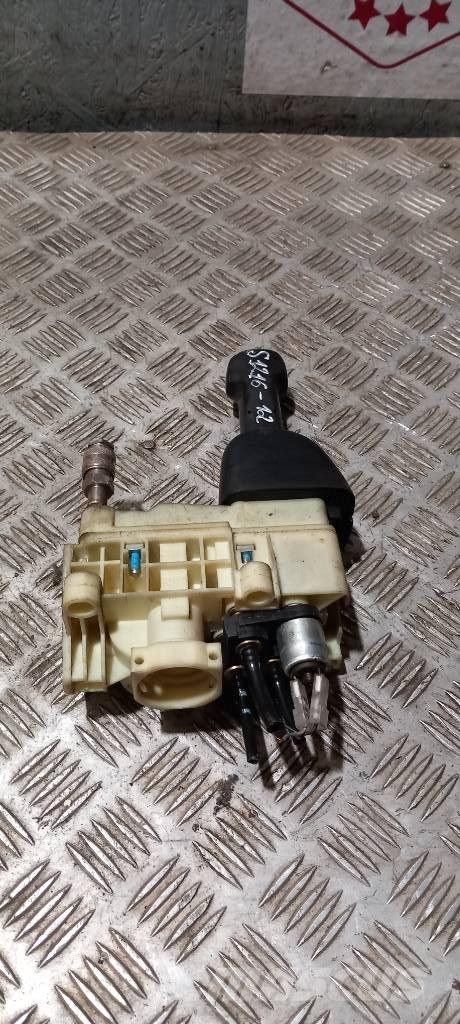 Scania R 440  1882115 Cabinas