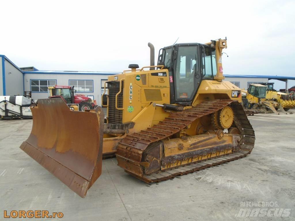 CAT D6N LGP Buldozer sobre oruga