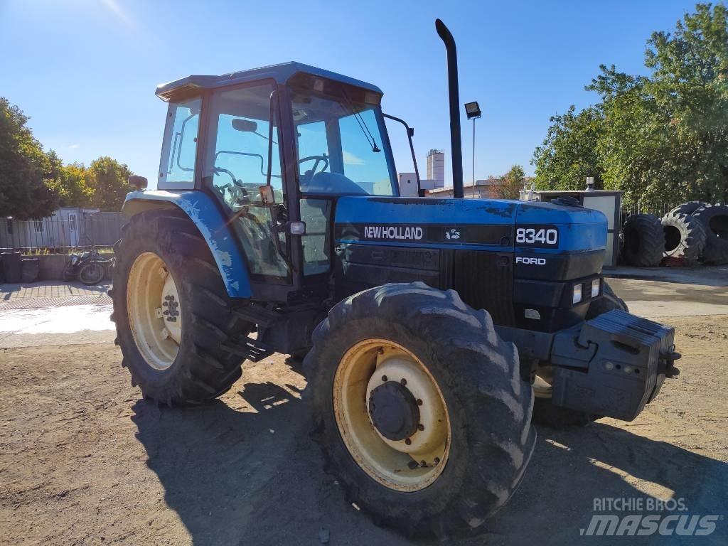 New Holland 8340 Tractores