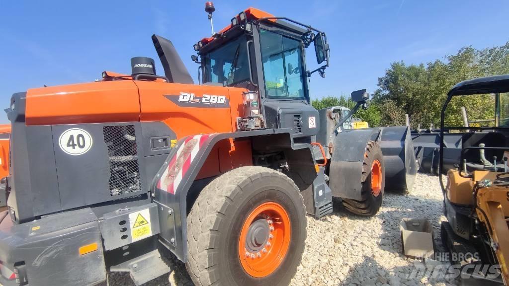 Doosan 280-7 Cargadoras sobre ruedas