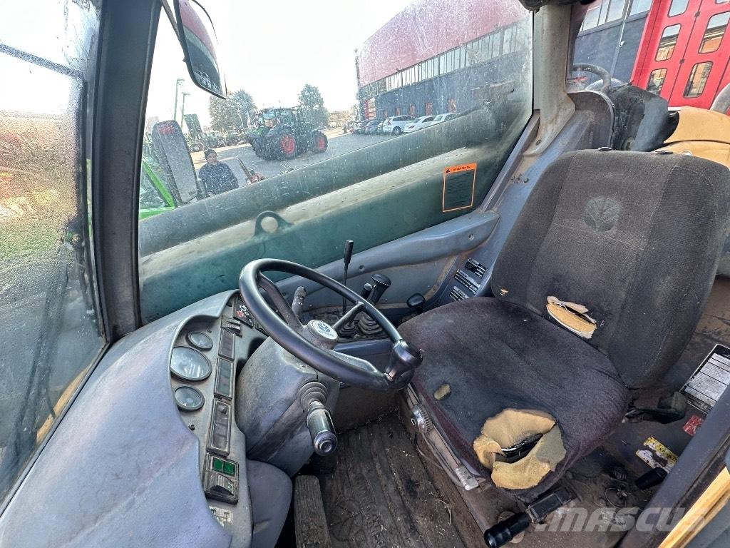 New Holland LM 640 Manipuladores telescópicos agrícolas