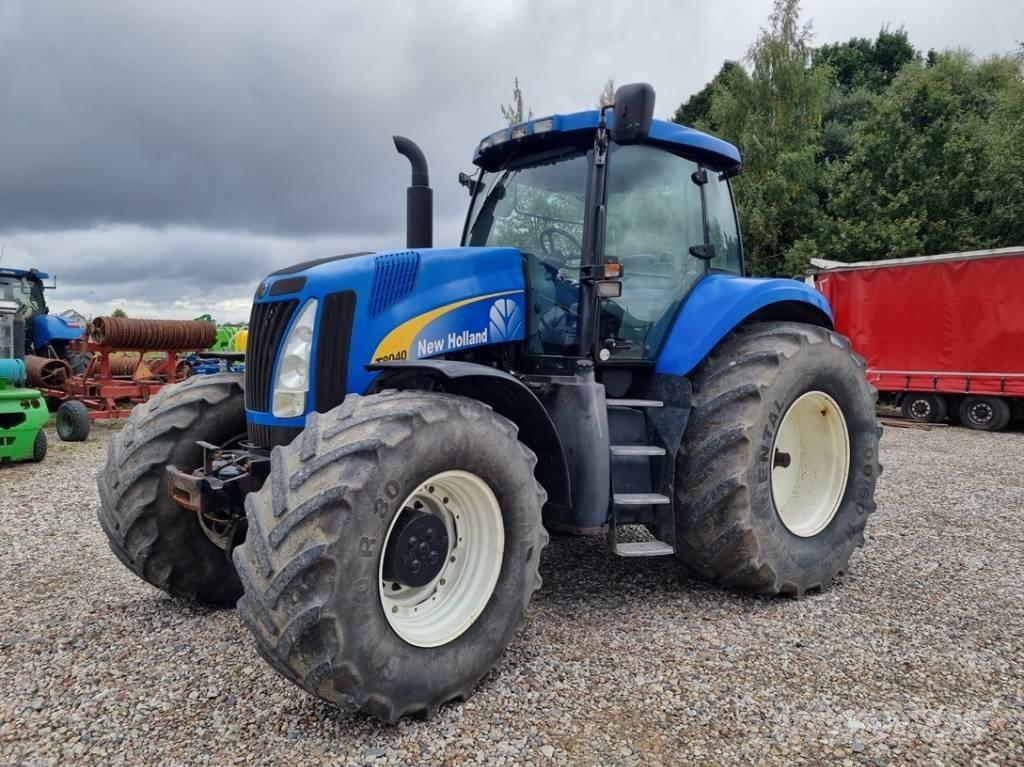 New Holland T 8040 Tractores